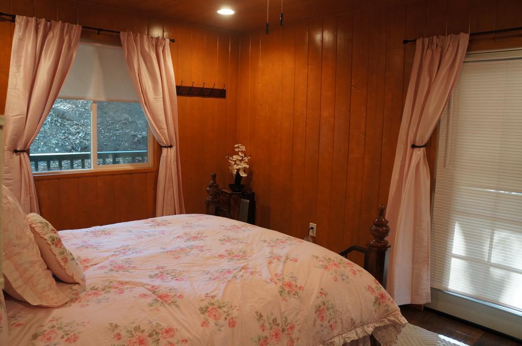 Bandy Canyon Ranch Escondido Ruang foto